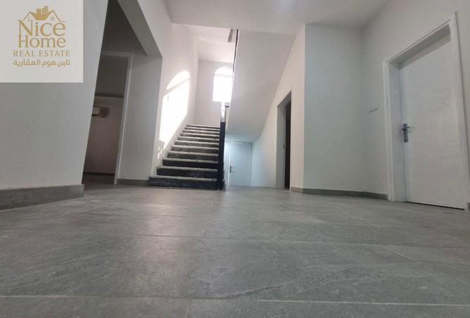 57780287 - Property Image 2