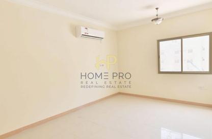 Apartment - 2 Bedrooms - 2 Bathrooms for rent in Al Mansoura - Al Mansoura - Doha