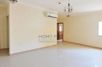 Apartment - 2 Bedrooms - 2 Bathrooms for rent in Al Mansoura - Al Mansoura - Doha