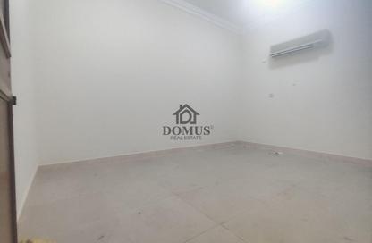 Apartment - 3 Bedrooms - 2 Bathrooms for rent in Tadmur Street - Old Airport Road - Doha