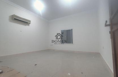 Apartment - 3 Bedrooms - 2 Bathrooms for rent in Tadmur Street - Old Airport Road - Doha Apartment - 3 Bedrooms - 2 Bathrooms for rent in Tadmur Street - Old Airport Road - Doha