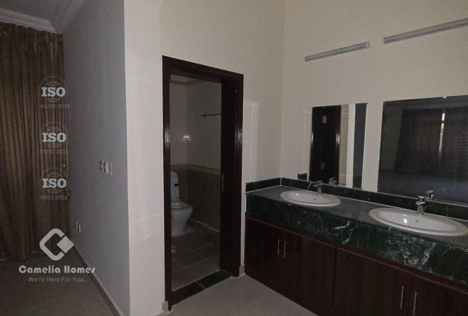 57782868 - Property Image 3