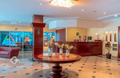 مجمع سكني - 4 غرف نوم - 5 حمامات للايجار في شارع  بو هامو - أبو هامور - الدوحة