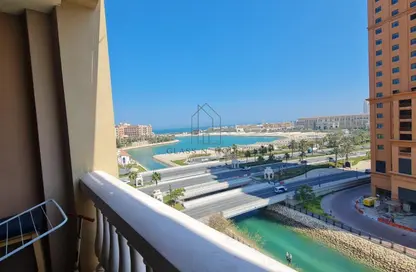 Apartment - 1 Bedroom - 2 Bathrooms for sale in West Porto Drive - Porto Arabia - The Pearl Island - Doha