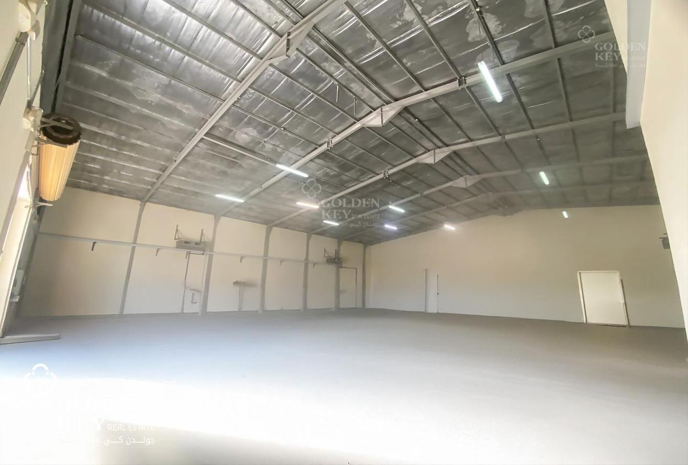 Industrial Food Storage| Great Location| 410 SQM