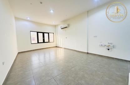 Apartment - 3 - 3 for rent in Al Nasr Street - Al Nasr - Doha