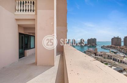 Apartment - 2 Bedrooms - 3 Bathrooms for sale in West Porto Drive - Porto Arabia - The Pearl Island - Doha Apartment - 2 Bedrooms - 3 Bathrooms for sale in West Porto Drive - Porto Arabia - The Pearl Island - Doha