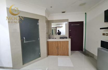 Apartment - Studio - 1 Bathroom for rent in Umm Ghwailina Comm - Umm Ghuwalina - Umm Ghuwailina - Doha Apartment - Studio - 1 Bathroom for rent in Umm Ghwailina Comm - Umm Ghuwalina - Umm Ghuwailina - Doha