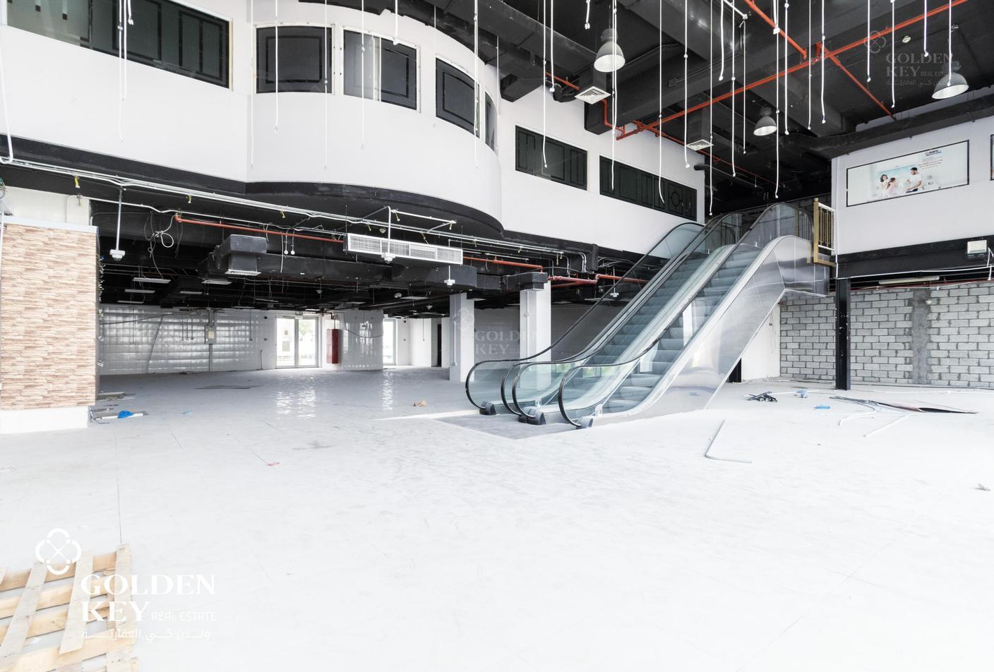 Premium | Ready Showroom |+9 Months Grace