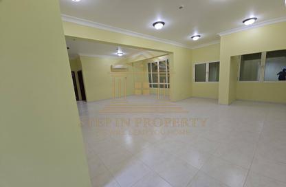 Apartment - 3 Bedrooms - 2 Bathrooms for rent in Al Mansoura - Al Mansoura - Doha Apartment - 3 Bedrooms - 2 Bathrooms for rent in Al Mansoura - Al Mansoura - Doha