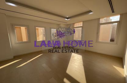 Villa - 4 Bedrooms - 6 Bathrooms for rent in East Gate - West Bay Lagoon - Doha