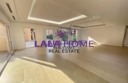 Villa - 4 Bedrooms - 6 Bathrooms for rent in East Gate - West Bay Lagoon - Doha
