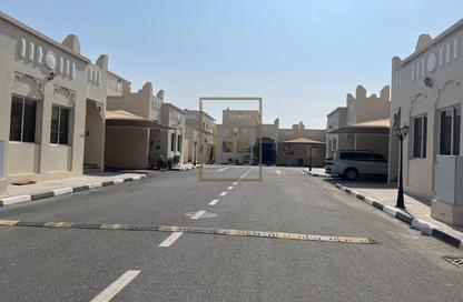 مجمع سكني - 3 - 4 للايجار في Al Sakhama - الدوحة