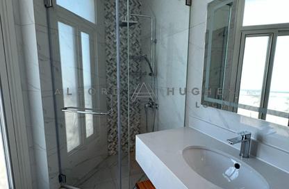 Apartment - 2 Bedrooms - 3 Bathrooms for rent in Giardino Apartments - The Pearl Island - Doha