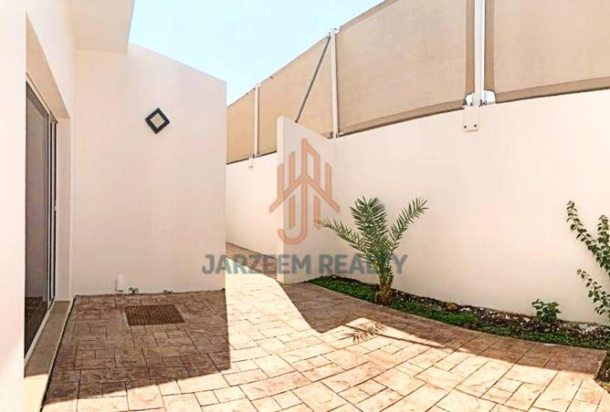 60501832 - Property Image 3