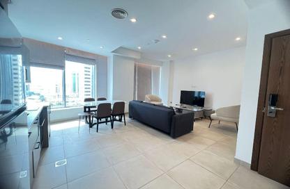 Apartment - 1 Bedroom - 2 Bathrooms for rent in Saraya Corniche Hotel - Corniche Road - Doha