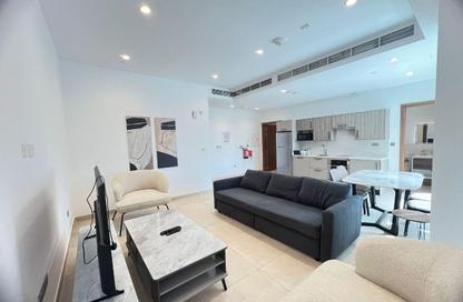 Apartment - 1 Bedroom - 2 Bathrooms for rent in Saraya Corniche Hotel - Corniche Road - Doha