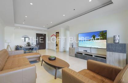 Apartment - 2 Bedrooms - 3 Bathrooms for rent in Tower 31 - Porto Arabia - The Pearl Island - Doha