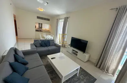 Apartment - 2 Bedrooms - 3 Bathrooms for rent in Viva West - Viva Bahriyah - The Pearl Island - Doha Apartment - 2 Bedrooms - 3 Bathrooms for rent in Viva West - Viva Bahriyah - The Pearl Island - Doha