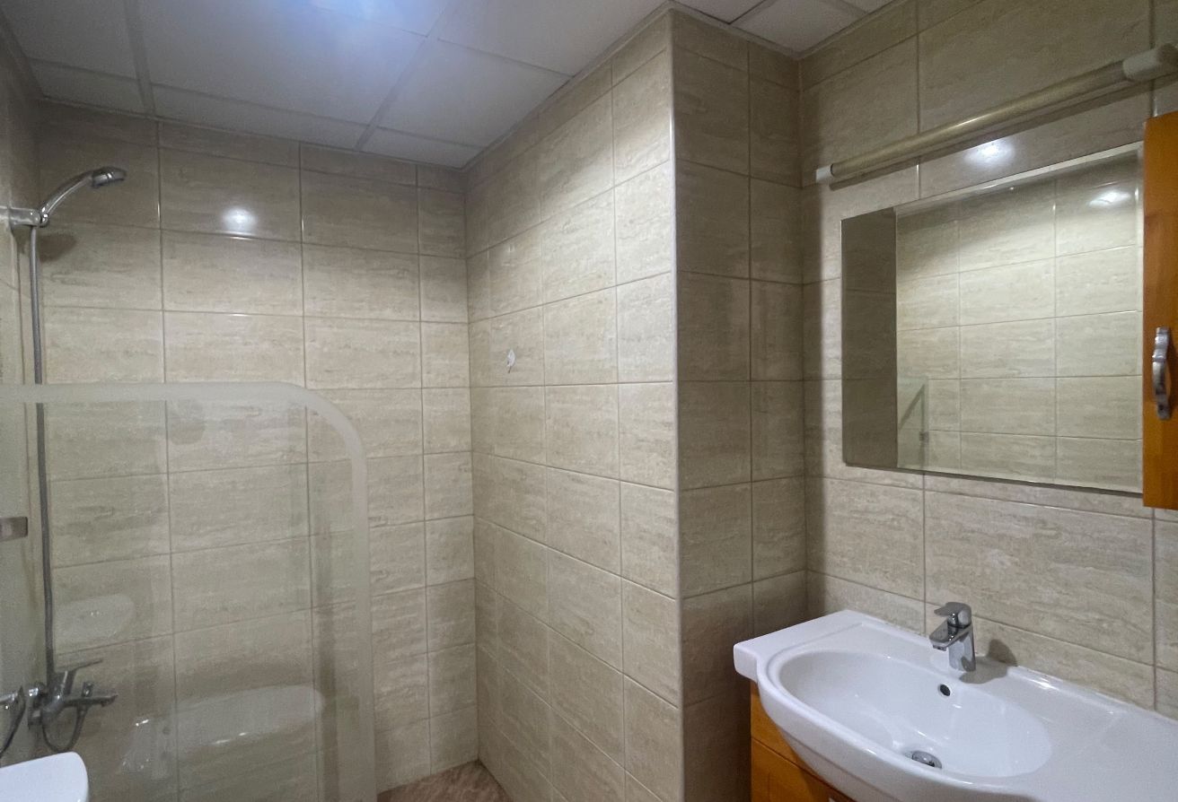Spacious Three BHK|Fully Furnished| With Balcony thumbnail 4