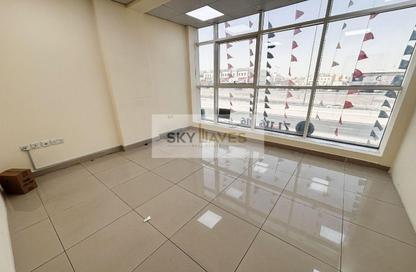 Office Space - Studio - 2 Bathrooms for rent in Ain Khaled Villas - Ain Khaled - Doha