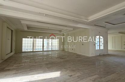 Villa - 6 Bedrooms - 7 Bathrooms for sale in Huzoom Villas - Lusail City - Lusail