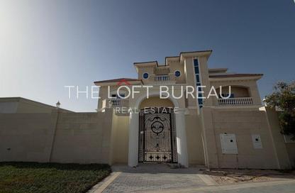 Villa - 6 Bedrooms - 7 Bathrooms for sale in Huzoom Villas - Lusail City - Lusail
