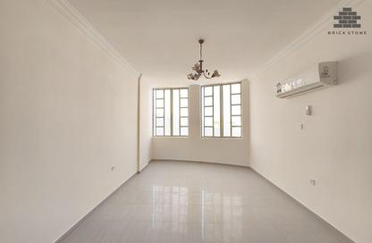 Apartment - 2 Bedrooms - 2 Bathrooms for rent in Muntazah 7 - Al Muntazah - Doha