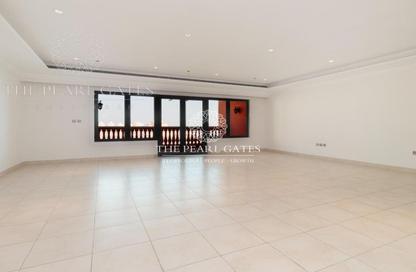 Apartment - 3 Bedrooms - 4 Bathrooms for rent in East Porto Drive - Porto Arabia - The Pearl Island - Doha