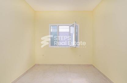 Warehouse - Studio - 7+ Bathrooms for rent in East Industrial Street - Birkat Al Awamer - Al Wakra