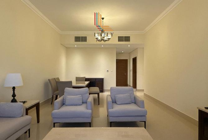 1000986 - Property Image 2