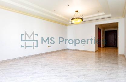 Apartment - 2 Bedrooms - 3 Bathrooms for rent in West Porto Drive - Porto Arabia - The Pearl Island - Doha