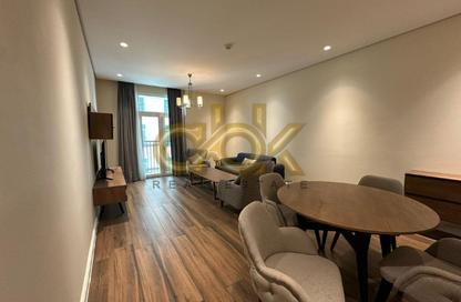 Apartment - 2 Bedrooms - 4 Bathrooms for rent in Floresta Gardens - Floresta Gardens - The Pearl Island - Doha
