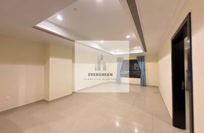 Apartment - 1 Bedroom - 2 Bathrooms for rent in East Porto Drive - Porto Arabia - The Pearl Island - Doha