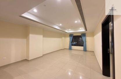Apartment - 1 Bedroom - 2 Bathrooms for rent in East Porto Drive - Porto Arabia - The Pearl Island - Doha Apartment - 1 Bedroom - 2 Bathrooms for rent in East Porto Drive - Porto Arabia - The Pearl Island - Doha