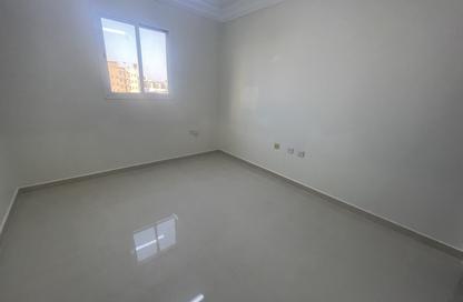 Apartment - 2 Bedrooms - 2 Bathrooms for rent in Fereej Bin Mahmoud North - Fereej Bin Mahmoud - Doha