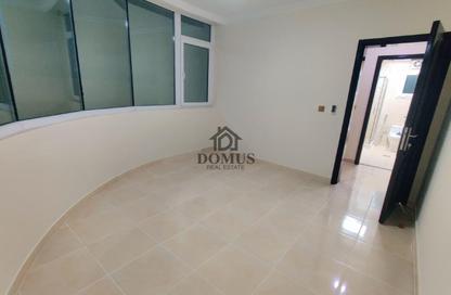 Apartment - 2 Bedrooms - 2 Bathrooms for rent in Anas Street - Fereej Bin Mahmoud North - Fereej Bin Mahmoud - Doha