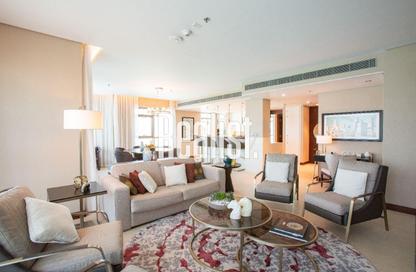 Townhouse - 3 Bedrooms - 5 Bathrooms for rent in Hilton Doha The Pearl Residences - Abraj Quartiers - The Pearl Island - Doha