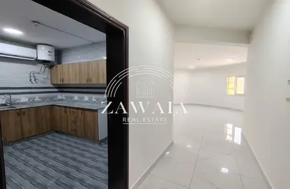 Apartment - 3 Bedrooms - 3 Bathrooms for rent in Hiteen Street - Al Muntazah - Doha Apartment - 3 Bedrooms - 3 Bathrooms for rent in Hiteen Street - Al Muntazah - Doha
