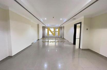 Apartment - 1 Bedroom - 2 Bathrooms for rent in East Porto Drive - Porto Arabia - The Pearl Island - Doha