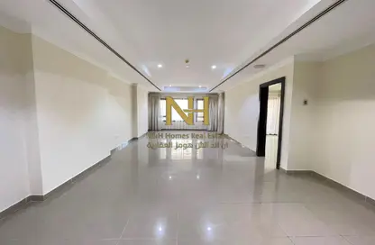 Apartment - 1 Bedroom - 2 Bathrooms for rent in East Porto Drive - Porto Arabia - The Pearl Island - Doha Apartment - 1 Bedroom - 2 Bathrooms for rent in East Porto Drive - Porto Arabia - The Pearl Island - Doha
