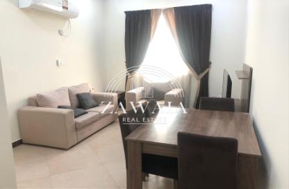 Apartment - 1 Bedroom - 1 Bathroom for rent in Umm Ghuwailina 4 - Umm Ghuwailina - Doha Apartment - 1 Bedroom - 1 Bathroom for rent in Umm Ghuwailina 4 - Umm Ghuwailina - Doha