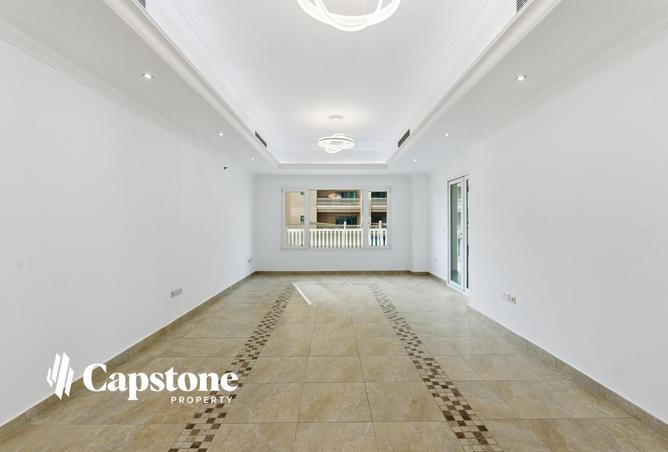 1004299 - Property Image 2