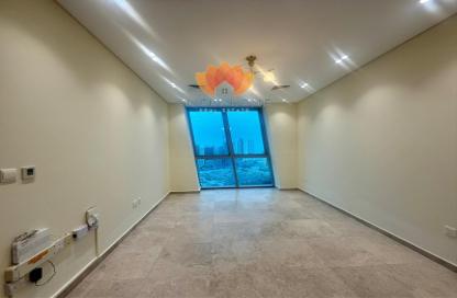 Apartment - 2 Bedrooms - 2 Bathrooms for rent in Zig Zag Tower B - Zig Zag Towers - West Bay - Doha
