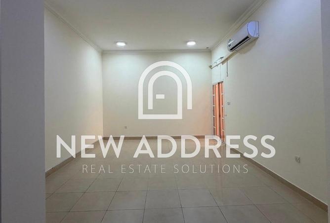 58310003 - Property Image 2