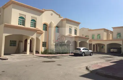 Villa - 5 Bedrooms - 5 Bathrooms for rent in Al Duhail South - Al Duhail - Doha