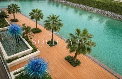 Apartment - 3 Bedrooms - 5 Bathrooms for rent in Crystal Residence - Gewan Island - The Pearl Island - Doha