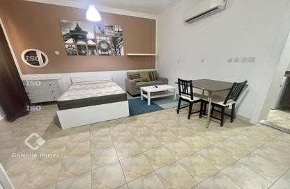 Apartment - Studio - 1 Bathroom for rent in OPT-TCHR - Al Gharrafa - Al Gharrafa - Doha Apartment - Studio - 1 Bathroom for rent in OPT-TCHR - Al Gharrafa - Al Gharrafa - Doha
