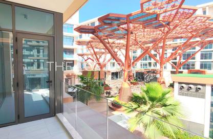 Apartment - 2 Bedrooms - 3 Bathrooms for sale in Crystal Residence - Gewan Island - The Pearl Island - Doha