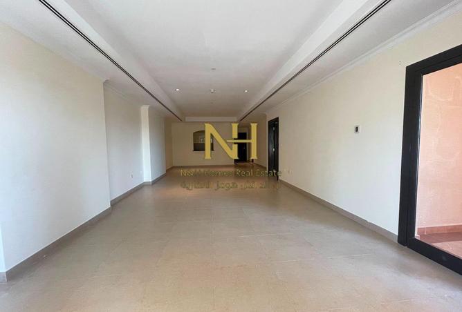 56927549 - Property Image 3